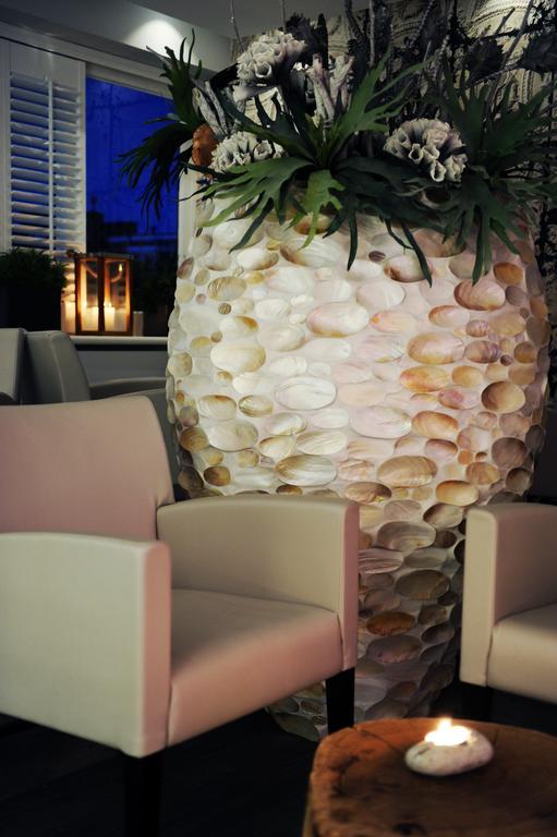 Hotel Andante Aan Zee Хага Екстериор снимка